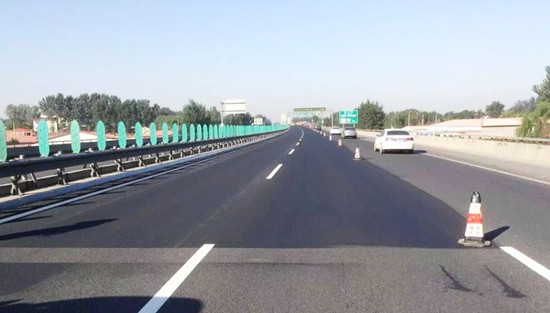 选择水泥路面修补料要考虑哪些因素